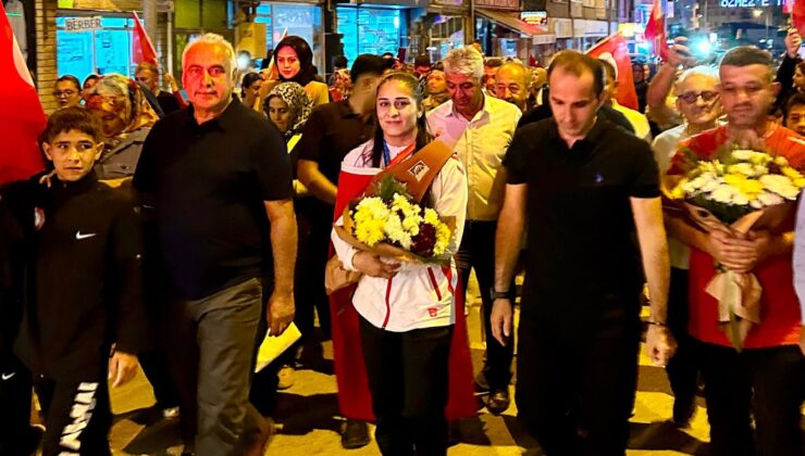 Dünya Şampiyonu Özdenur Özmez, İskilip’te Coşkuyla Karşılandı