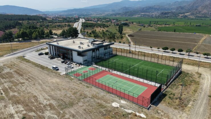 Osmancık Kapalı Yüzme Havuzu ve Spor Kompleksi’nin Resmi Açılış Töreni  Bugün