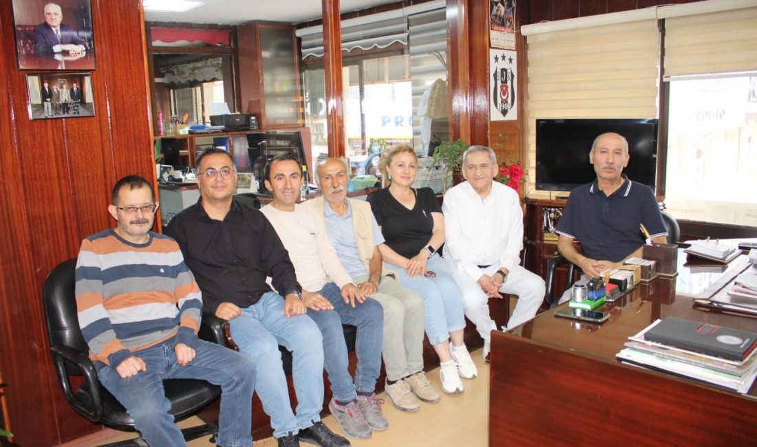 Çorum Gazeteciler Cemiyeti Başkanı Bülent Özkaleli, Çorum Haber Gazetesi’ni ziyaret