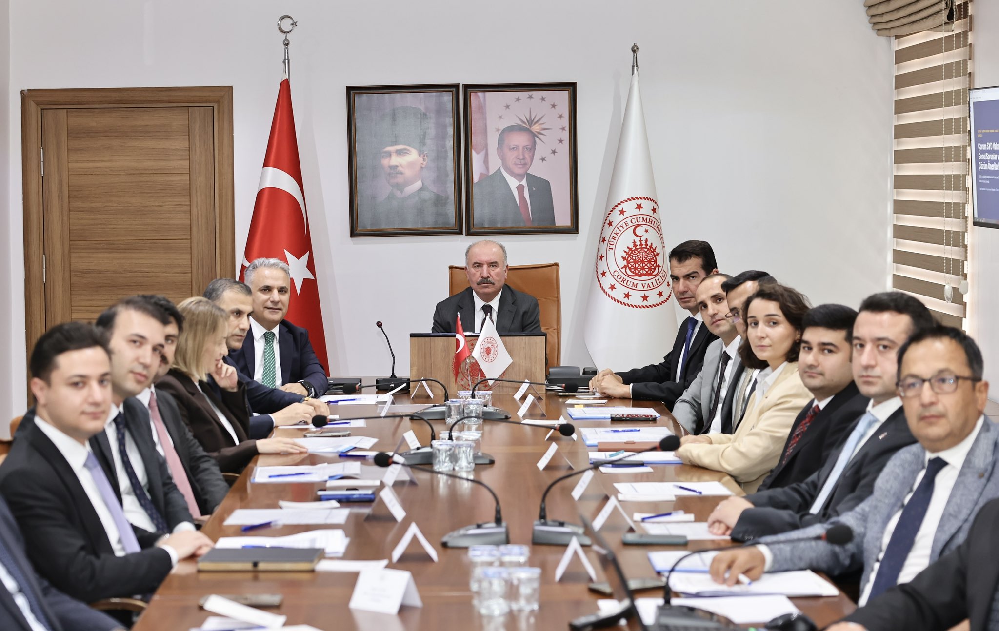 Sosyal Yardımlaşma ve Dayanışma Vakıfları Performans Karnesi Toplantısı, Vali Ali