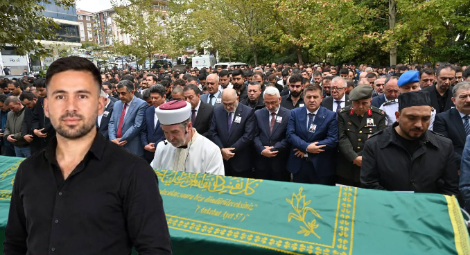 Çorumlu Ferhat Öz, MKE Gazi Fişek Fabrikası’ndaki İş Kazasında Hayatını Kaybetti Çorum’un Alaca ilçesi Mahmudiye köyü nüfusuna kayıtlı Ferhat Öz, MKE