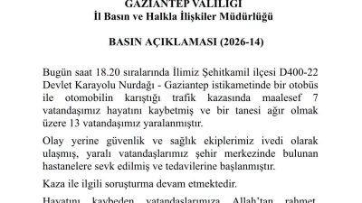 Gaziantep Şehitkamil’de otobüs ile otomobilin karıştığı trafik kazasında 7 kişi