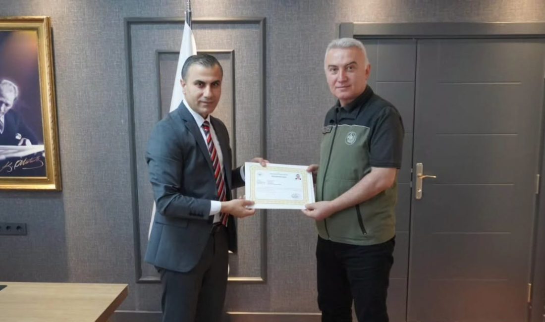 Osmancık Kaymakamı Furkan Duman, tayini çıkan Osmancık Orman İşletme Müdürü