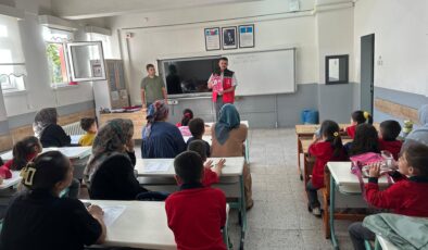 Osmancık’ta Velilere “İlk Öğretmenim Ailem” Projesi Anlatıldı