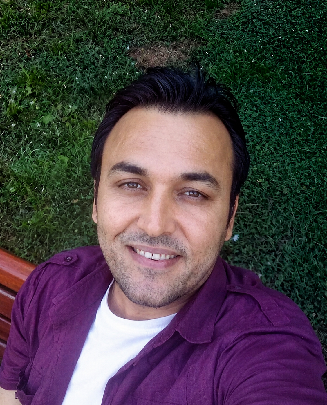 Ümit Yıldız Ümit Yıldız yazar fotoğrafı