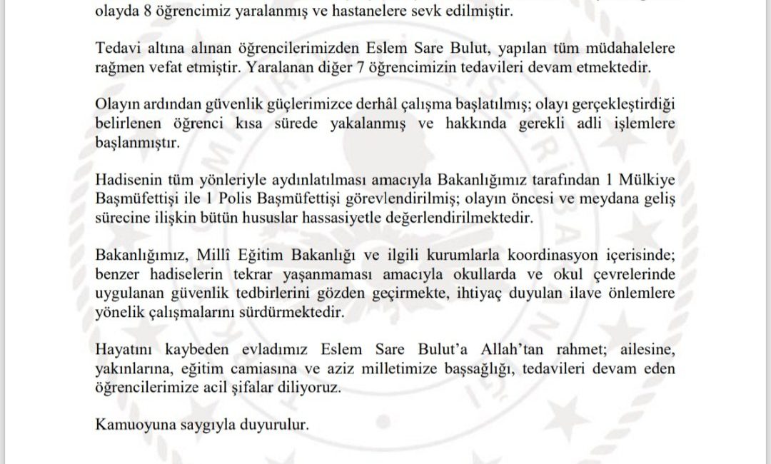 Başakşehir’de okulda bıçaklı saldırı: 1 Öğrenci Hayatını Kaybetti, 7 Öğrenci Yaralandı İstanbul Başakşehir’de bir ortaokulda meydana gelen olayda 8 öğrenci yaralandı.