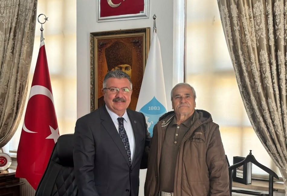 Başkan Alp Kargı, Emekli Başkomiser Ekrem Uslu’yu Ağırladı Başkan Alp Kargı, Emekli Başkomiser Ekrem Uslu’yu Ağırladı