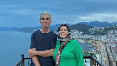 Çorum’un Laçin ilçesine bağlı Kuyumcu köyünden Şükrü Gevşek ve eşi