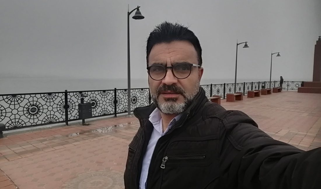 Tokat’ın Niksar ilçesinde taksi şoförlüğü yapan Çorumlu emekli polis memuru