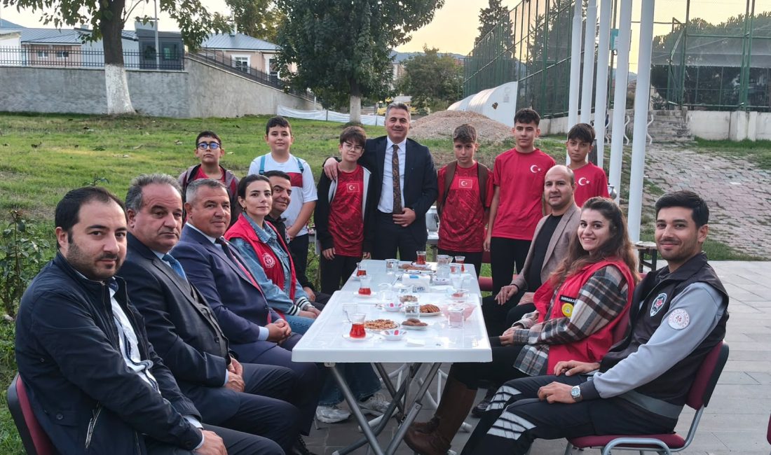 Demirkıran’dan Osmancık Gençlik Merkezine Ziyaret Çorum Gençlik ve Spor İl Müdürü Demirkıran’dan Osmancık Gençlik Merkezine