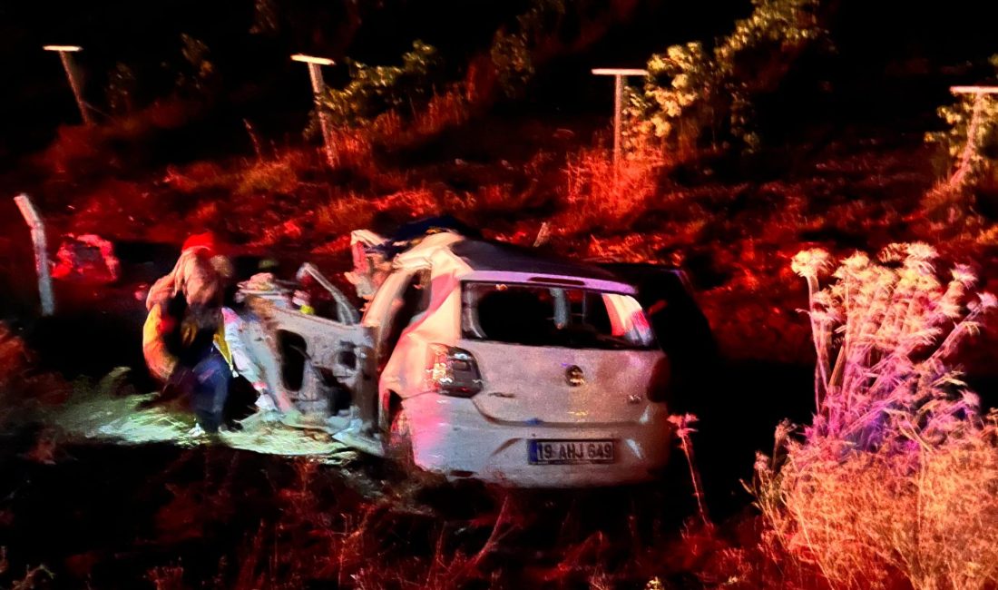 Çorum’da otomobil ile cip çarpıştı: 4 kişi hayatını kaybetti Çorum-İskilip kara yolunda otomobil ile cipin kafa kafaya çarpıştığı kazada