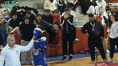 Çorum’da düzenlenen Muaythai Cumhuriyet Kupası’nda mücadele eden sporcular, elde ettikleri