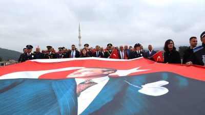 Çorum’un Osmancık ilçesinde, Cumhuriyet’in ilanının 103. yıl dönümü dolayısıyla kutlama